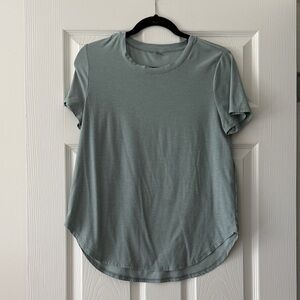 Beyond Yoga Soft Green Short Sleeve Tee